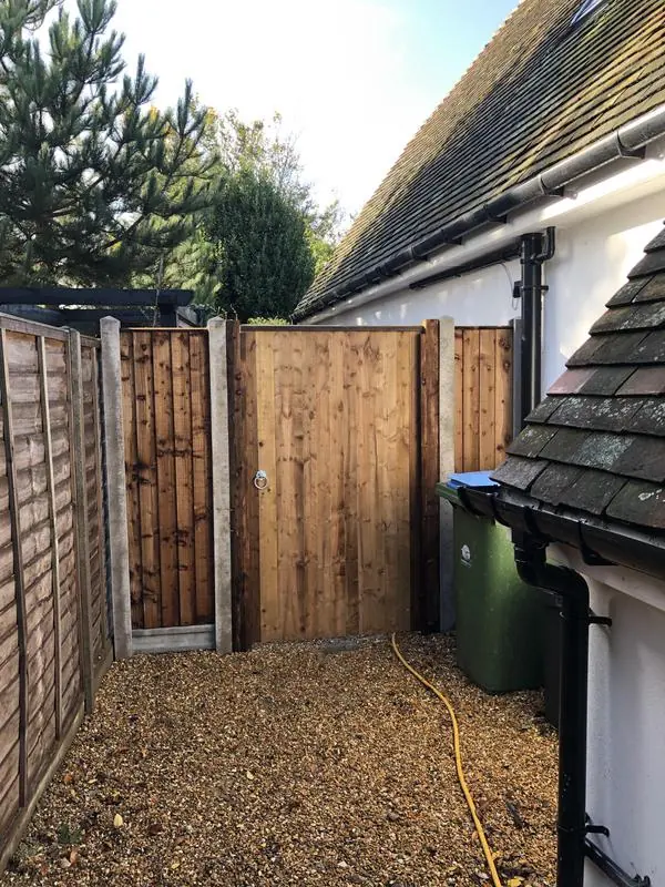 Close board gate and infills